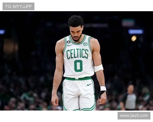 塔图姆凭借挡拆制造错位显著提升关键时刻得分效率