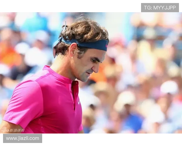 费德勒穿球鞋都像去派对，场上那个冷静男神真有点假？
